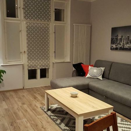 Apartament W Starej Kamienicy Poznań Esterno foto