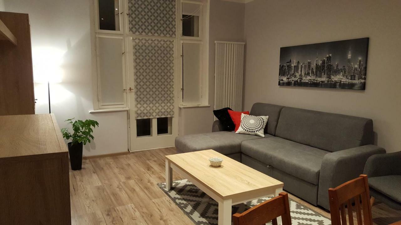 Apartament W Starej Kamienicy Poznań Esterno foto