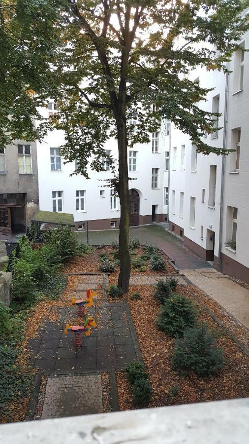 Apartament W Starej Kamienicy Poznań Esterno foto